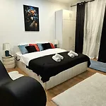 Apartment Tantra 4 Calea Victoriei Amzei Bucharest