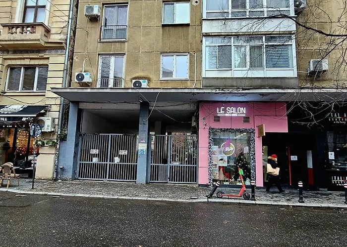 Tantra 4 Calea Victoriei Amzei بوخارست
